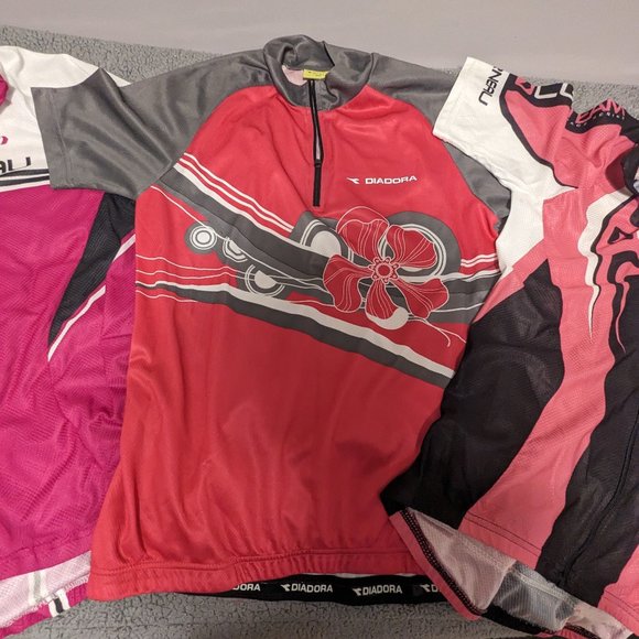 Bundle of Women's Cycling Jerseys ( Mixed Brands and Sizes) - Picture 4 of 7